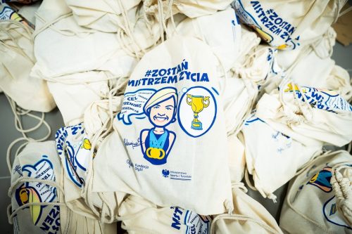 20251213BSY 08340171