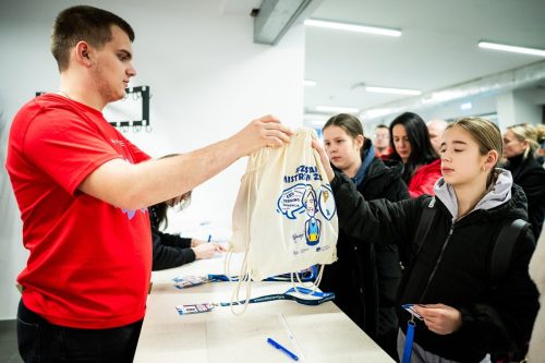 20251213BSY 08395033