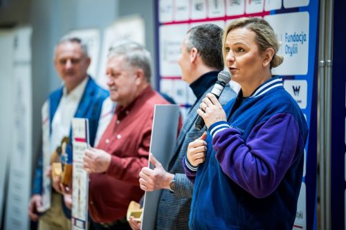 20251213BSY 09191085