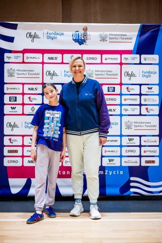 20251213BSY 11580567