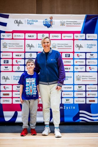 20251213BSY 11594076