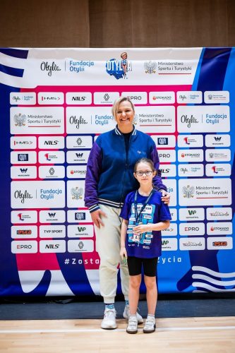 20251213BSY 12061772