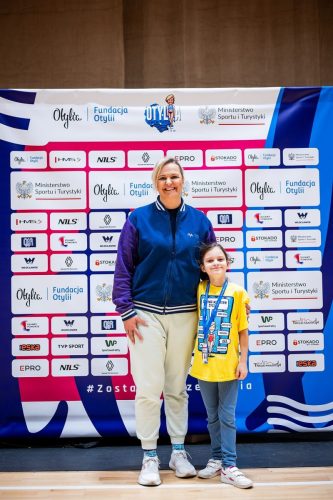 20251213BSY 12082343